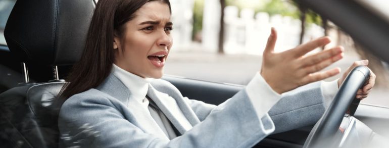 ¿Cuáles son las consecuencias de una conducción agresiva?