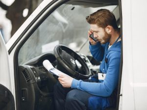 revisar el vehículo de trabajo en septiembre